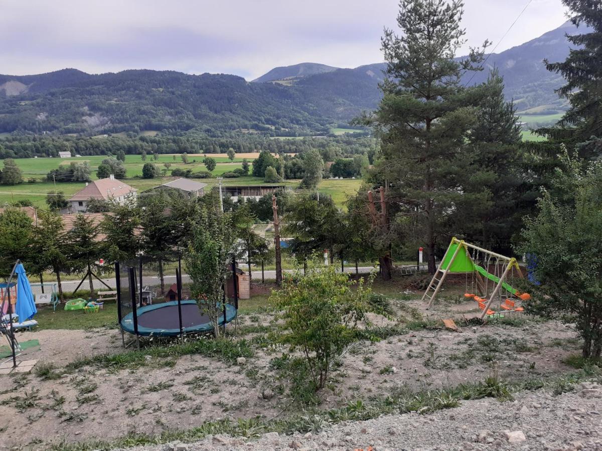Mon Ecrin De Nature Rez De Jardin Seyne Eksteriør billede
